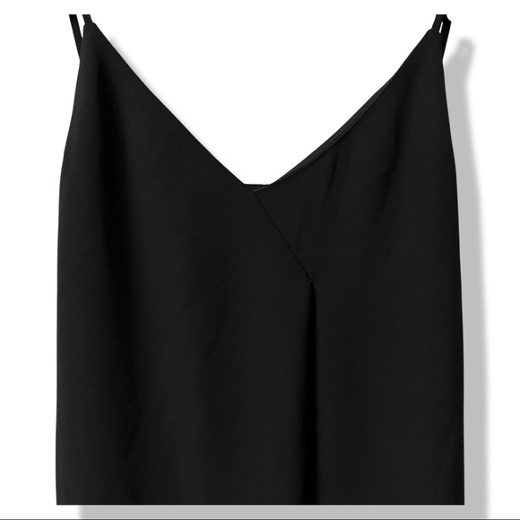 Uniqlo Sleeveless Black Midi Crepe Slip Dress Front Detailing - XS - Picture 2 of 3